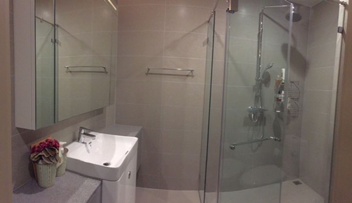 ให้เช่าคอนโดวิทยุ ชิดลม หลังสวน : for rent condo Noble Ploenchit 57 Sq.m 1 Bed (S15-5520) 