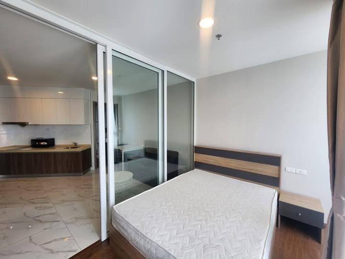 ให้เช่าคอนโดรัชดา ห้วยขวาง : 🔴13,000฿🔴 𝗔𝗿𝘁𝗶𝘀𝗮𝗻 𝗥𝗮𝘁𝗰𝗵𝗮𝗱𝗮┃อาร์ติซาน รัชดา ✅ ใกล้ MRT ศูนย์วัฒนธรรม ยินดีบริการ🙏สนใจทัก 𝙇𝙄𝙉𝙀 มานะคะ (ตอบไวมาก):​📱 รหัสทรัพย์​ 6812-0402📱: ไอดีไลน์:@bbcondo88