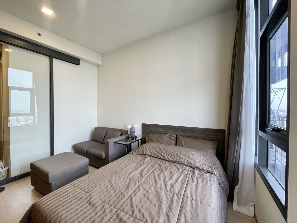 For SaleCondoKasetsart, Ratchayothin : Sell/rent Centric Condo, Ratchayothin, Floor 17, beautiful room, complete with BTS Ratchayothin, only 150 meters.
