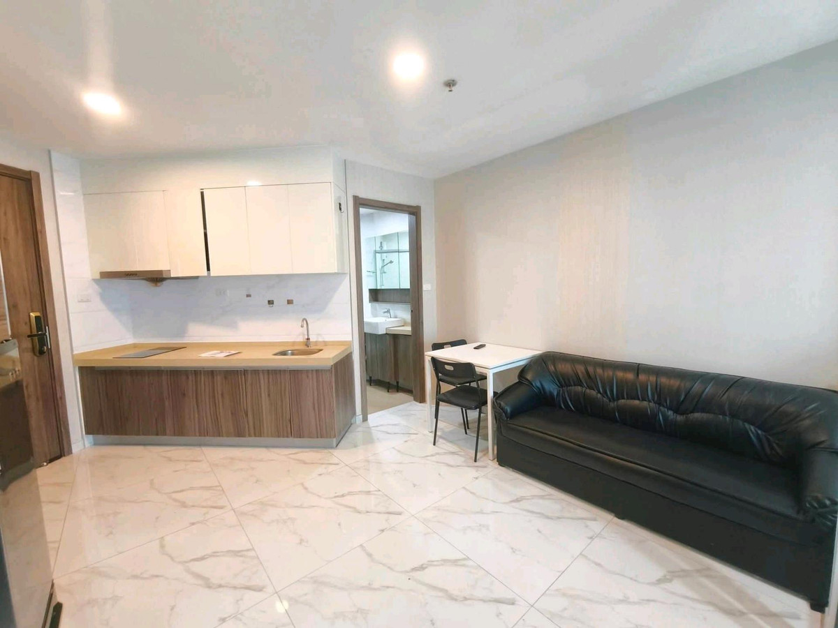 ให้เช่าคอนโดรัชดา ห้วยขวาง : 🔴13,000฿🔴 𝗔𝗿𝘁𝗶𝘀𝗮𝗻 𝗥𝗮𝘁𝗰𝗵𝗮𝗱𝗮┃อาร์ติซาน รัชดา ✅ ใกล้ MRT ศูนย์วัฒนธรรม ยินดีบริการ🙏สนใจทัก 𝙇𝙄𝙉𝙀 มานะคะ (ตอบไวมาก):​📱 รหัสทรัพย์​ 6901-1201📱: ไอดีไลน์:@bbcondo88