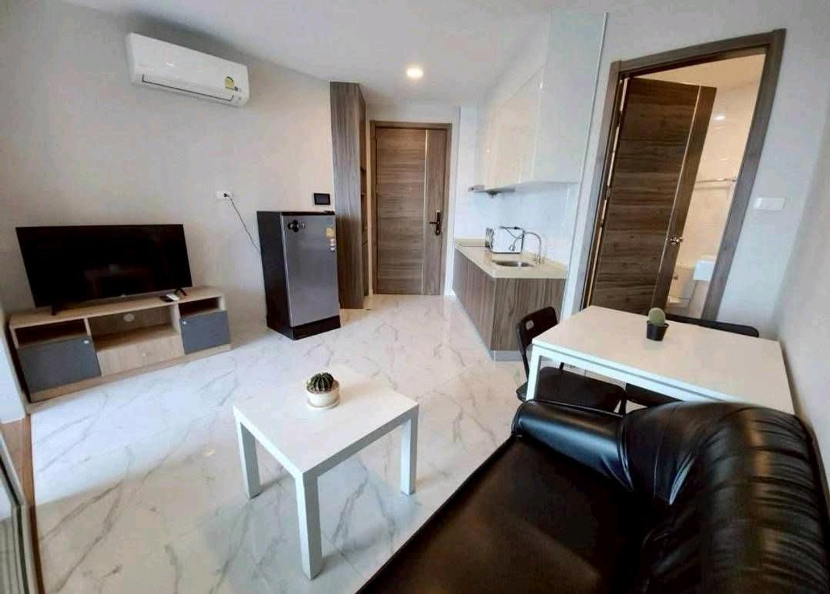 ให้เช่าคอนโดรัชดา ห้วยขวาง : 🔴13,000฿🔴 𝗔𝗿𝘁𝗶𝘀𝗮𝗻 𝗥𝗮𝘁𝗰𝗵𝗮𝗱𝗮┃อาร์ติซาน รัชดา ✅ ใกล้ MRT ศูนย์วัฒนธรรม ยินดีบริการ🙏สนใจทัก 𝙇𝙄𝙉𝙀 มานะคะ (ตอบไวมาก):​📱 รหัสทรัพย์​ 6901-1201📱: ไอดีไลน์:@bbcondo88