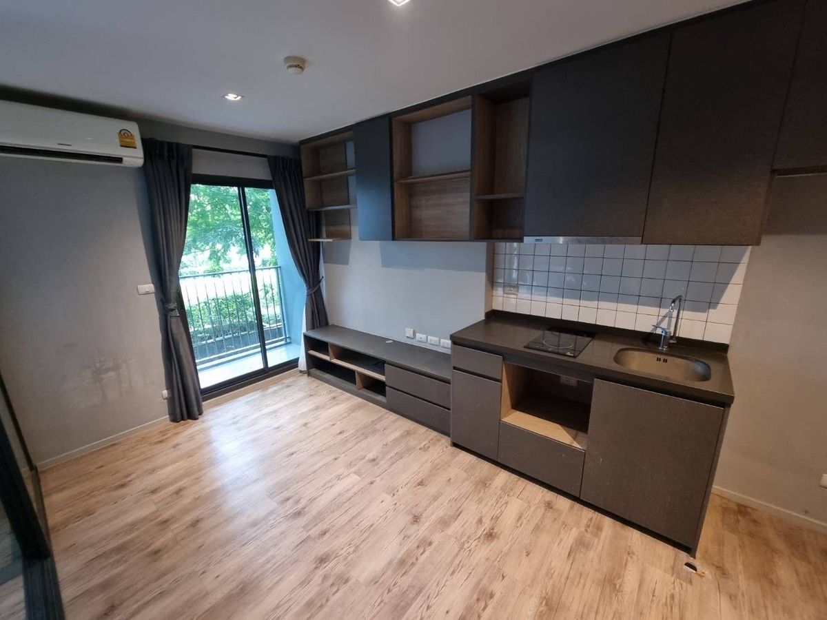 ขายคอนโดบางนา แบริ่ง ลาซาล : ขายคอนโด Aspen Condo ลาซาล 105
ใกล้ MRT สายสีเหลือง สถานี ศรีลาซาล
