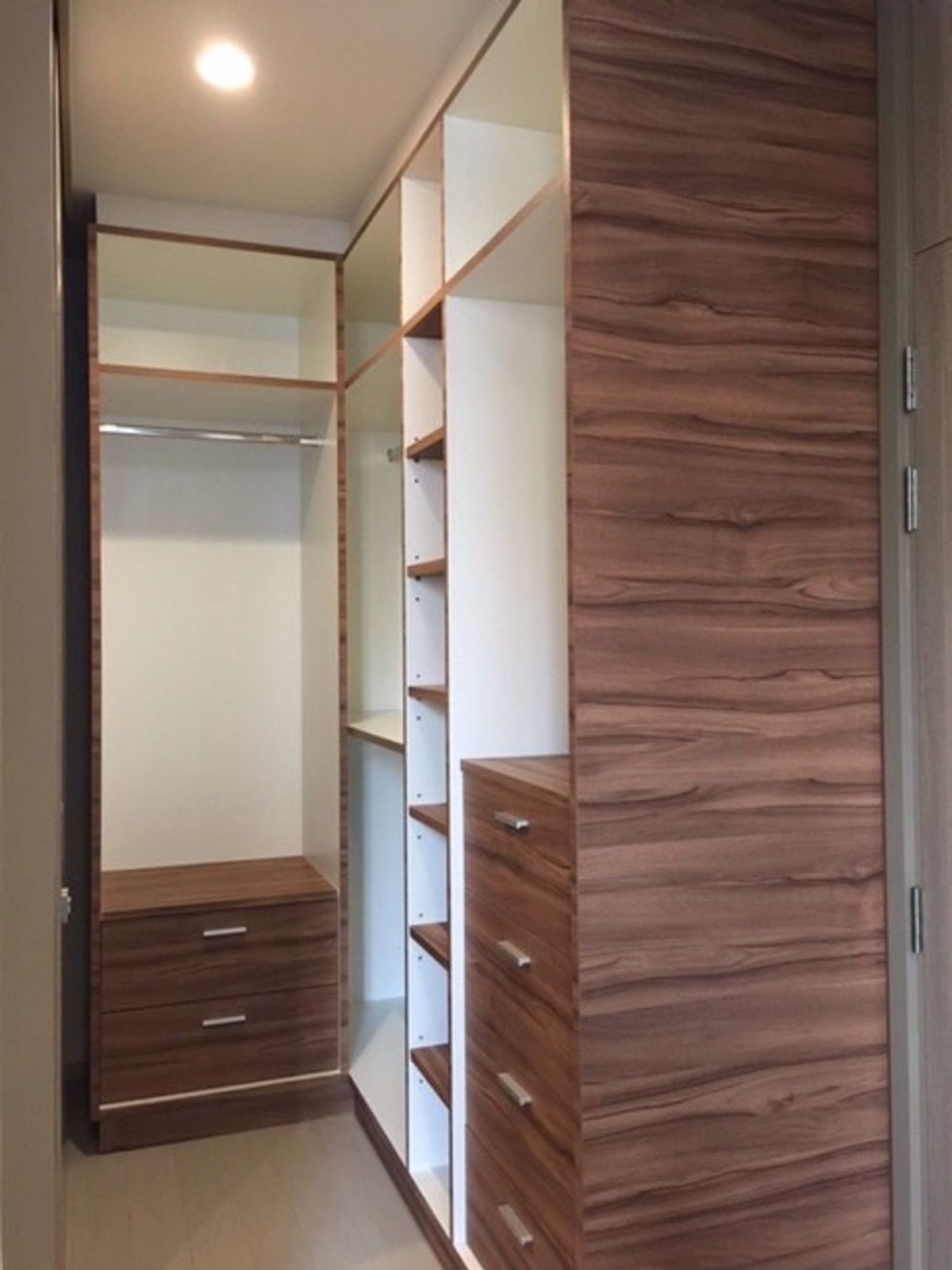 ให้เช่าคอนโดวิทยุ ชิดลม หลังสวน : for rent condo Noble Ploenchit 57 Sq.m 1 Bed (S15-5520) 