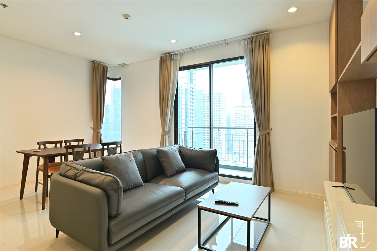 ให้เช่าคอนโดพระราม 9 เพชรบุรีตัดใหม่ RCA : 🔥For Rent - 42k!! Villa Asoke (2b2b / 80 sq.m.) 📞Call 065-824-2382 : ป๋อง