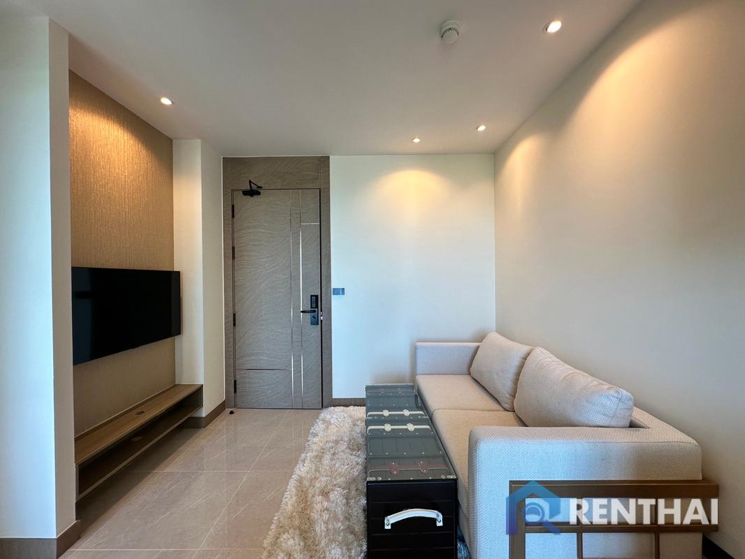 For SaleCondoPattaya, Bangsaen, Chonburi : 1bed Condo at The Riviera Ocean Drive, Pattaya, Furnished for 3.26 Mb