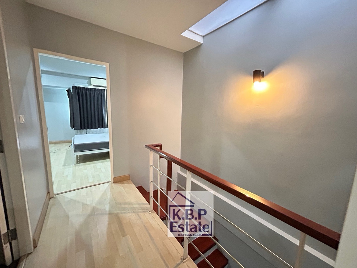 For RentTownhomeSathorn, Narathiwat : House for rent, Thanapat House, 3 beds 3 Baths Fully Furniture