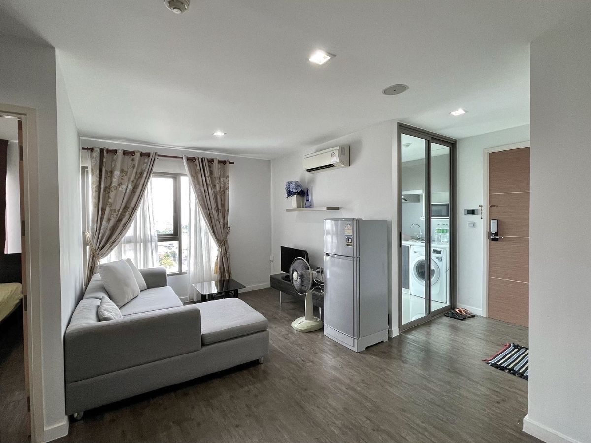 ให้เช่าคอนโดแจ้งวัฒนะ เมืองทอง : 📍โครงการ  : B Campus Condo
🏢 อยู่ใกล้    : ม. ธุรกิจบัณฑิตย์ / The Mall งามวงศ์วาน
💵 ราคาเช่า : 22,000 บาท / เดือน  ✅