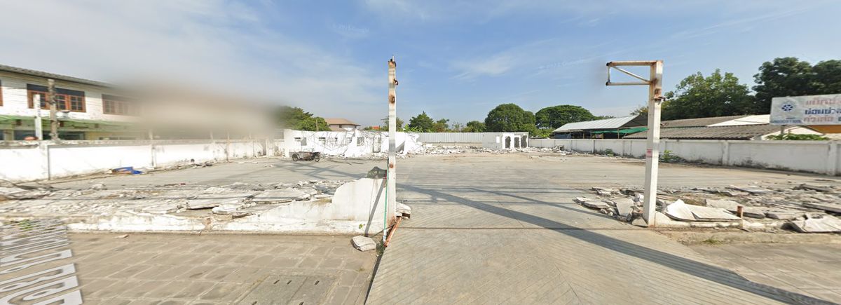 For SaleLandLadkrabang, Suwannaphum Airport : ✈️ High-Potential Land for Sale in Lat Krabang, Near Suvarnabhumi Airport – Ideal for Condo or Commercial Building Development.