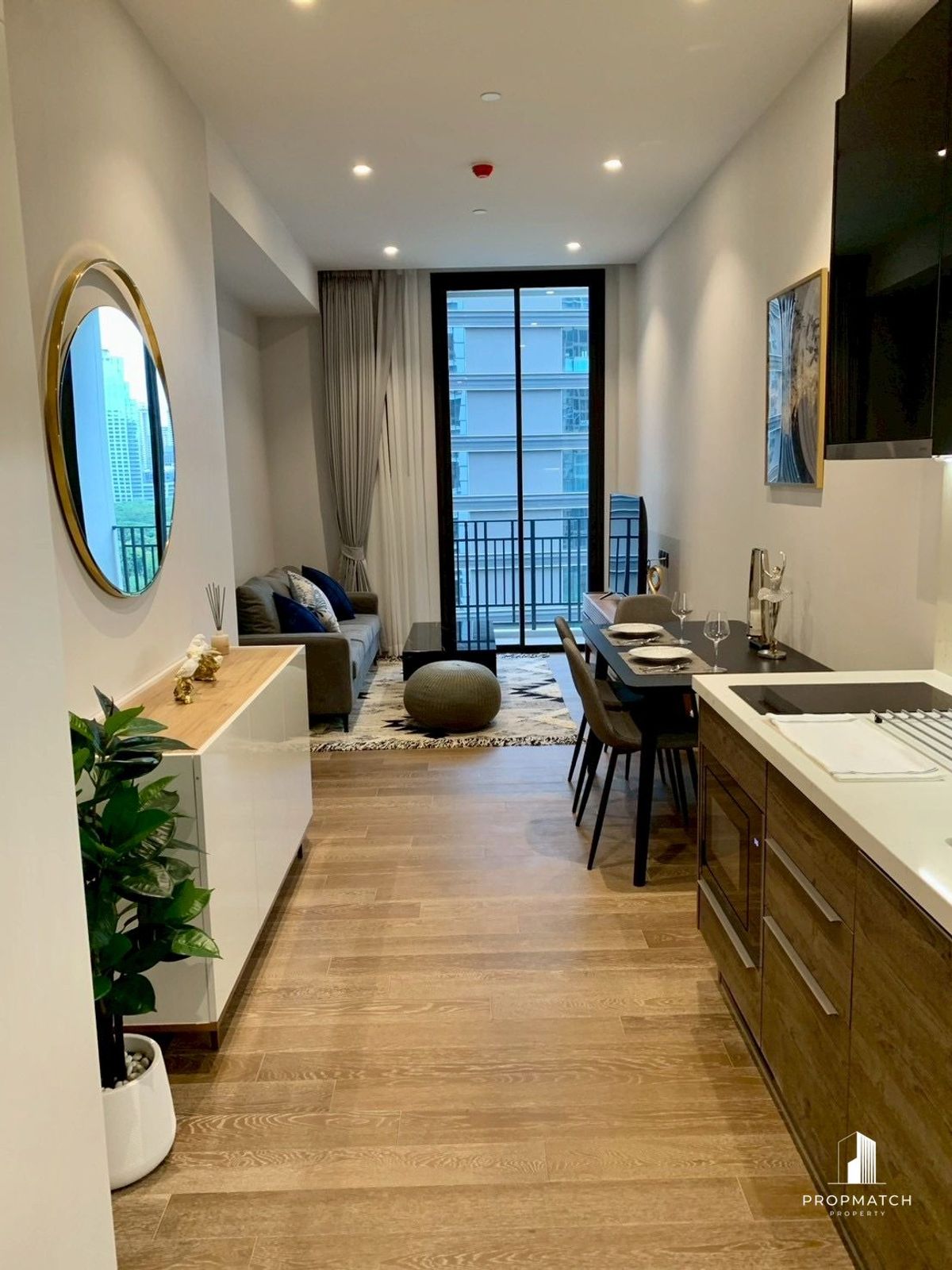 ให้เช่าคอนโดวิทยุ ชิดลม หลังสวน : ✨ Flash Deal ✨Muniq Langsuan ( 1Bed1Bath52SQM.)พร้อมอยู่ !! เพียง 62,000บาทต่อเดือน Tel.0981315848 @propmatch