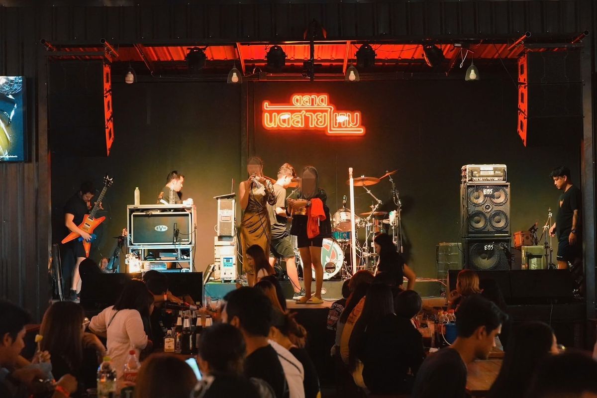 เซ้งร้านค้า/ตลาดนัดนวมินทร์ รามอินทรา : เซ้งทั้งตลาด กิจการลานเบียร์ ติดถนนสายไหม ใกล้ อเวนิวสายไหม รองรับได้มากกว่า 1,600 คน