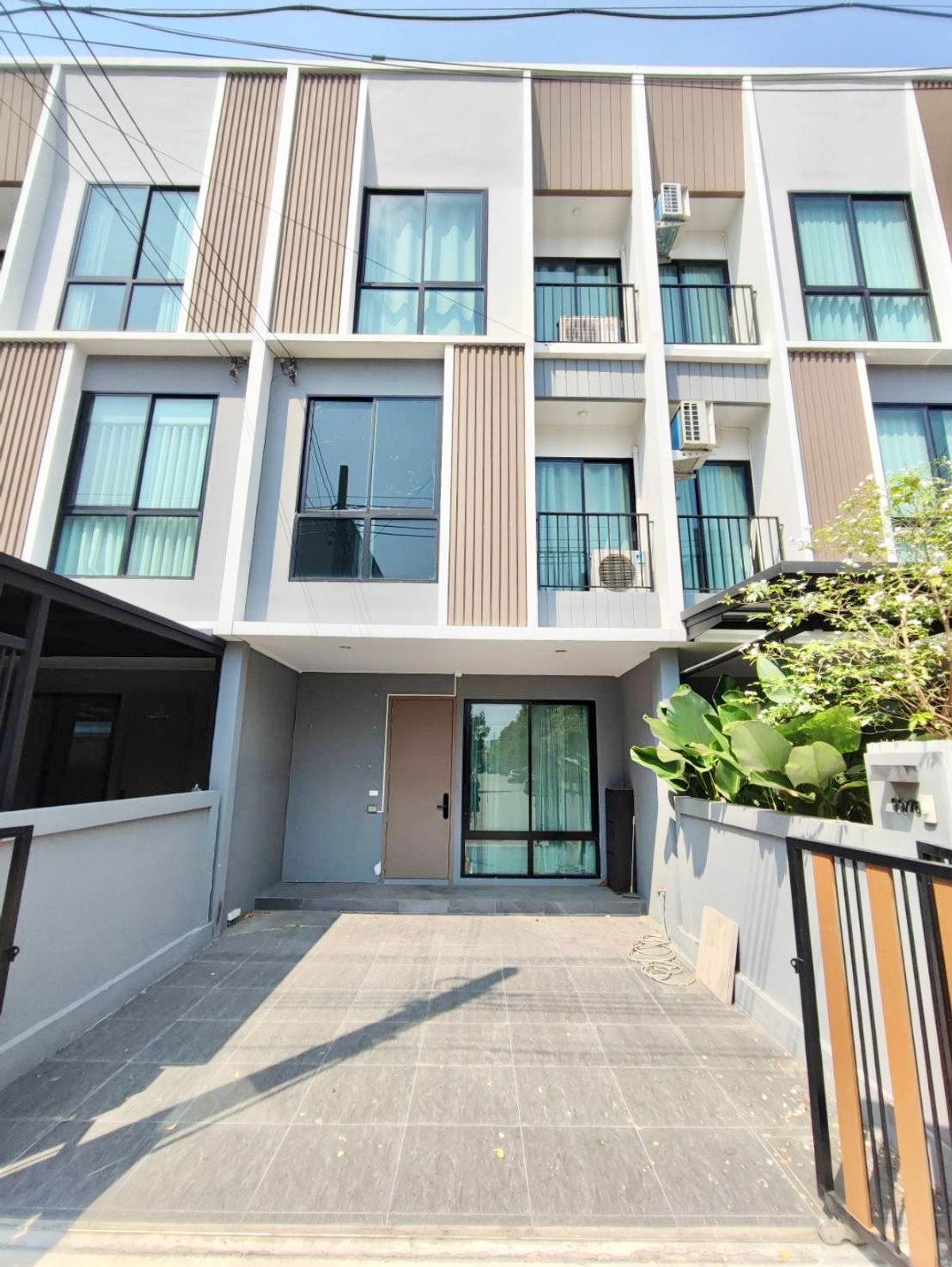 ให้เช่าทาวน์โฮมวิภาวดี ดอนเมือง หลักสี่ : ให้เช่า Townhome 3 ชั้น Nue Connex ดอนเมือง เดินทางสะดวก เข้า-ออก ถนนวภาวดี พหลโยธิน