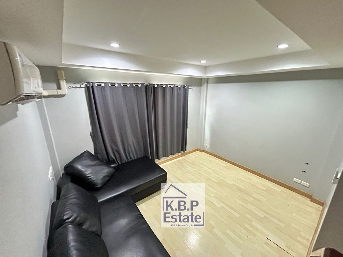 For RentTownhomeSathorn, Narathiwat : House for rent, Thanapat House, 3 beds 3 Baths Fully Furniture