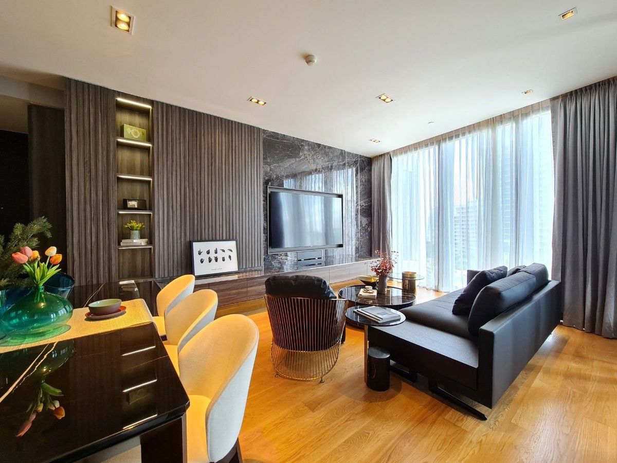 ให้เช่าคอนโดสุขุมวิท อโศก ทองหล่อ : ให้เช่า Beatniq Sukhumvit 32 ราคา 120,000 บาท [MKr250519]