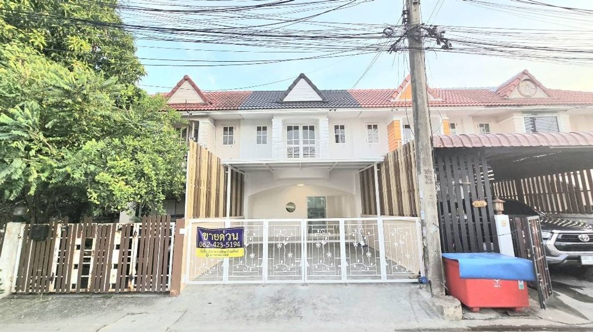 ขายทาวน์โฮมปทุมธานี รังสิต ธรรมศาสตร์ : 📌 Sale!!! 🏡 ทาวน์เฮ้าส์ หมู่บ้าน ติวานนท์ วิลเลจ  (รีโนเวทใหม่ สวยตรงปก✨✨✨✨ )📌