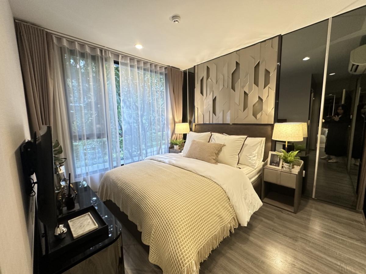 ขายคอนโดสุขุมวิท อโศก ทองหล่อ : For Sale ขายห้องแรร์ไอเท็ม Ideo mobi sukhumvit 40 BTS เอกมัย 1 Bed 35 sq.m วิวสวน ราคา 5,290,000 บาท ห้องตัวอย่าง 🎉