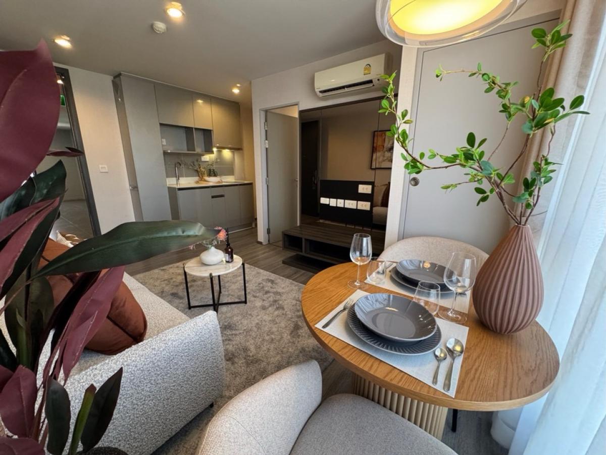 ขายคอนโดสุขุมวิท อโศก ทองหล่อ : For Sale ขายห้องแรร์ไอเท็ม Ideo mobi sukhumvit 40 BTS เอกมัย 1 Bed 35 sq.m ราคา 4,890,000 บาท ห้องตัวอย่าง 🎉