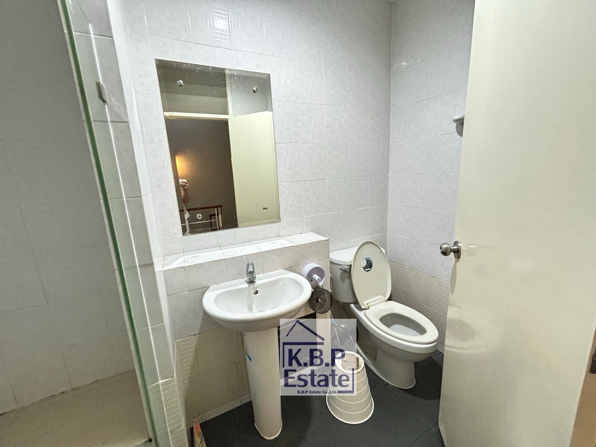 For RentTownhomeSathorn, Narathiwat : House for rent, Thanapat House, 3 beds 3 Baths Fully Furniture