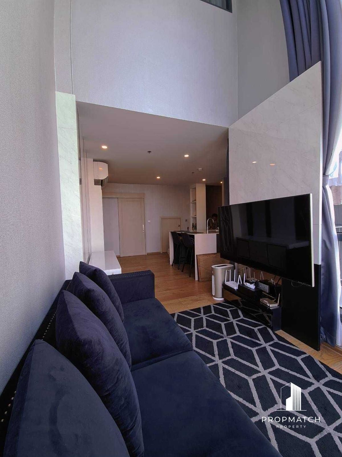 ให้เช่าคอนโด : ✨ Flash Deal ✨Q Chidlom ( 1Bed2Bath65SQM.)พร้อมอยู่ !! เพียง 43,000 บาทต่อเดือน Tel.0981315848 @propmatch