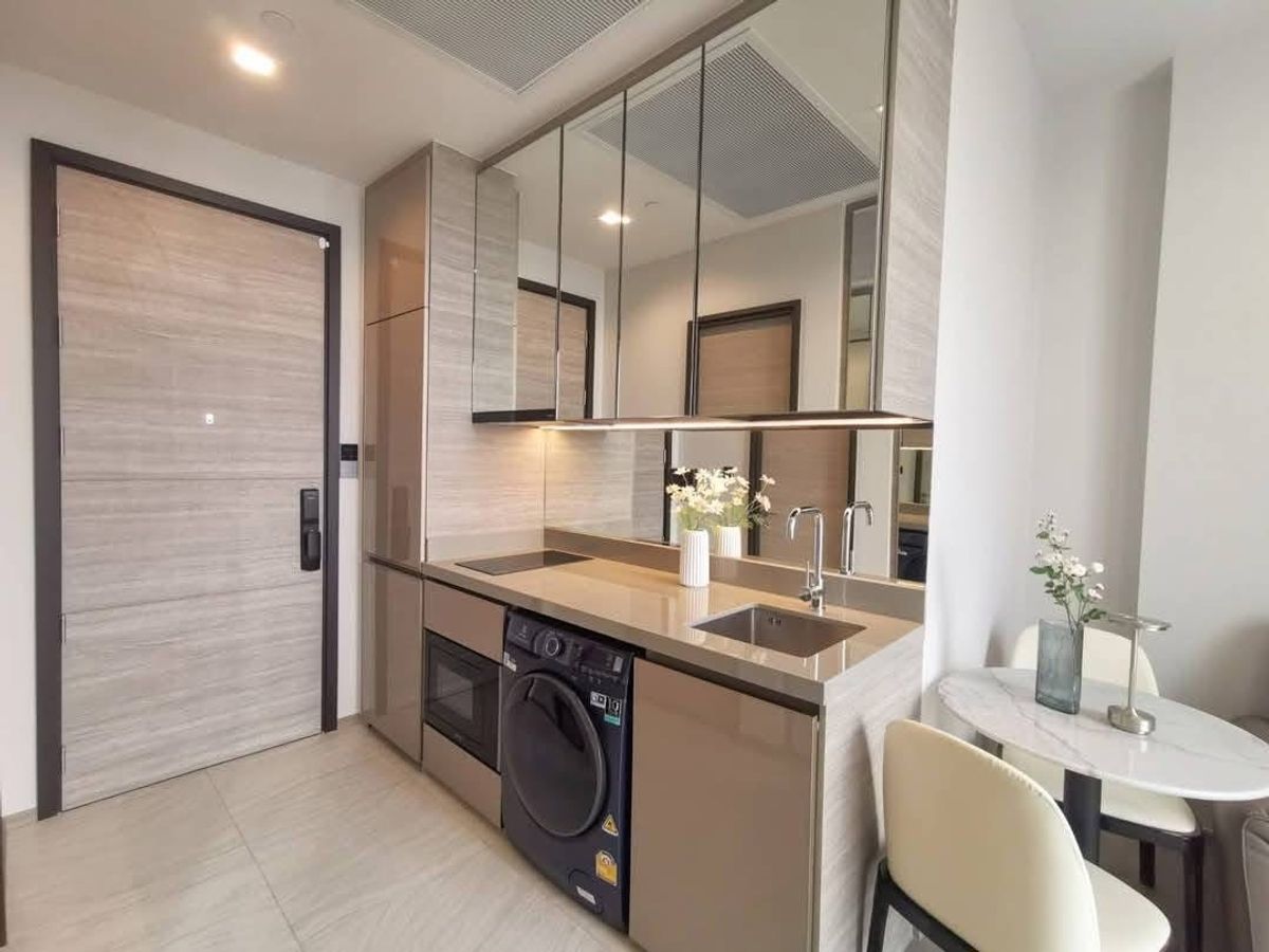 ให้เช่าคอนโดลาดพร้าว เซ็นทรัลลาดพร้าว : ✨ FOR RENT  :  The Crest Park Residences  Condo