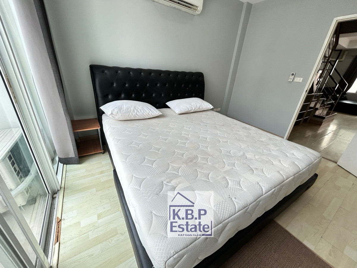 For RentTownhomeSathorn, Narathiwat : House for rent, Thanapat House, 3 beds 3 Baths Fully Furniture