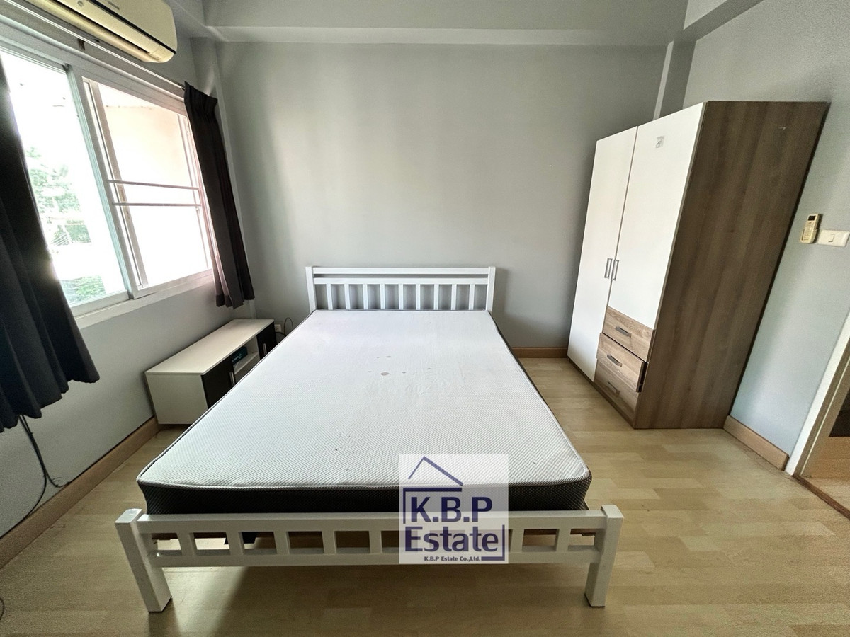 For RentTownhomeSathorn, Narathiwat : House for rent, Thanapat House, 3 beds 3 Baths Fully Furniture