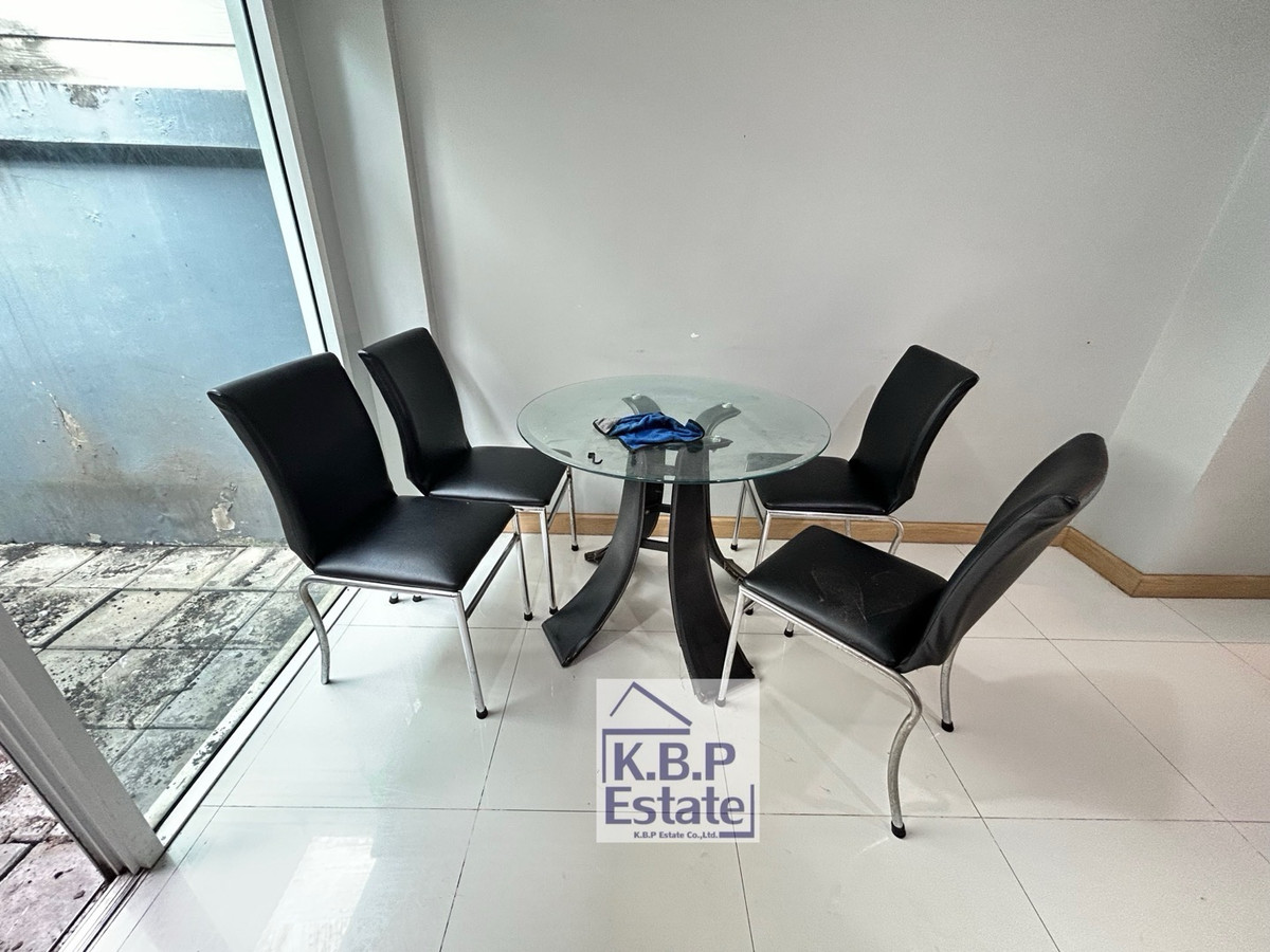 For RentTownhomeSathorn, Narathiwat : House for rent, Thanapat House, 3 beds 3 Baths Fully Furniture