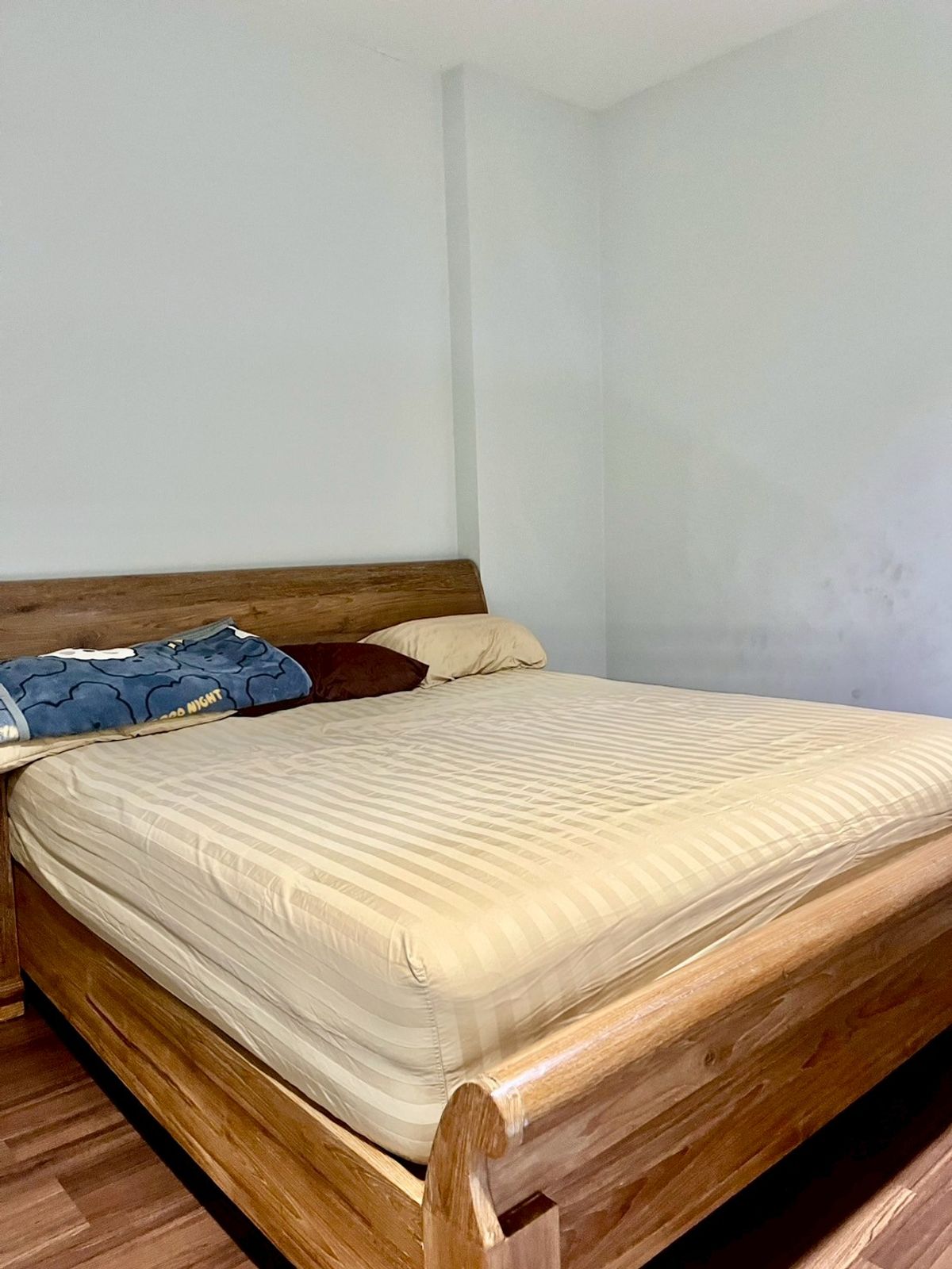 ขายบ้านพระราม 2 บางขุนเทียน : บ้านเดี่ยว 2 ชั้น หมู่บ้านซื่อตรง พรีเมี่ยม พระราม 2 - แสมดำ เนื้อที่ 102 ตารางวา 4 ห้องนอน แขวงแสมดำ เขตบางขุนเทียน กรุงเทพมหานคร