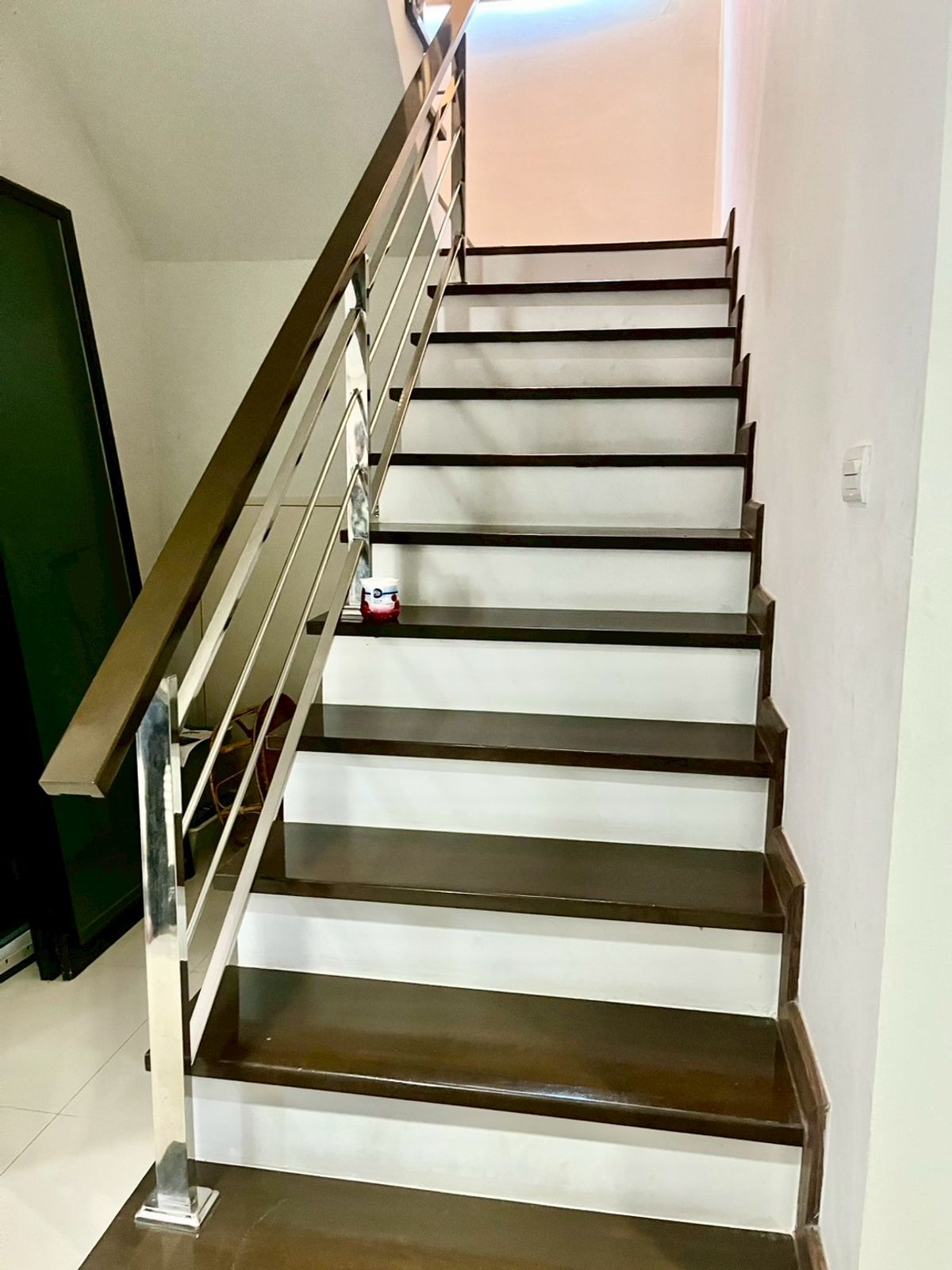 ขายบ้านพระราม 2 บางขุนเทียน : บ้านเดี่ยว 2 ชั้น หมู่บ้านซื่อตรง พรีเมี่ยม พระราม 2 - แสมดำ เนื้อที่ 102 ตารางวา 4 ห้องนอน แขวงแสมดำ เขตบางขุนเทียน กรุงเทพมหานคร