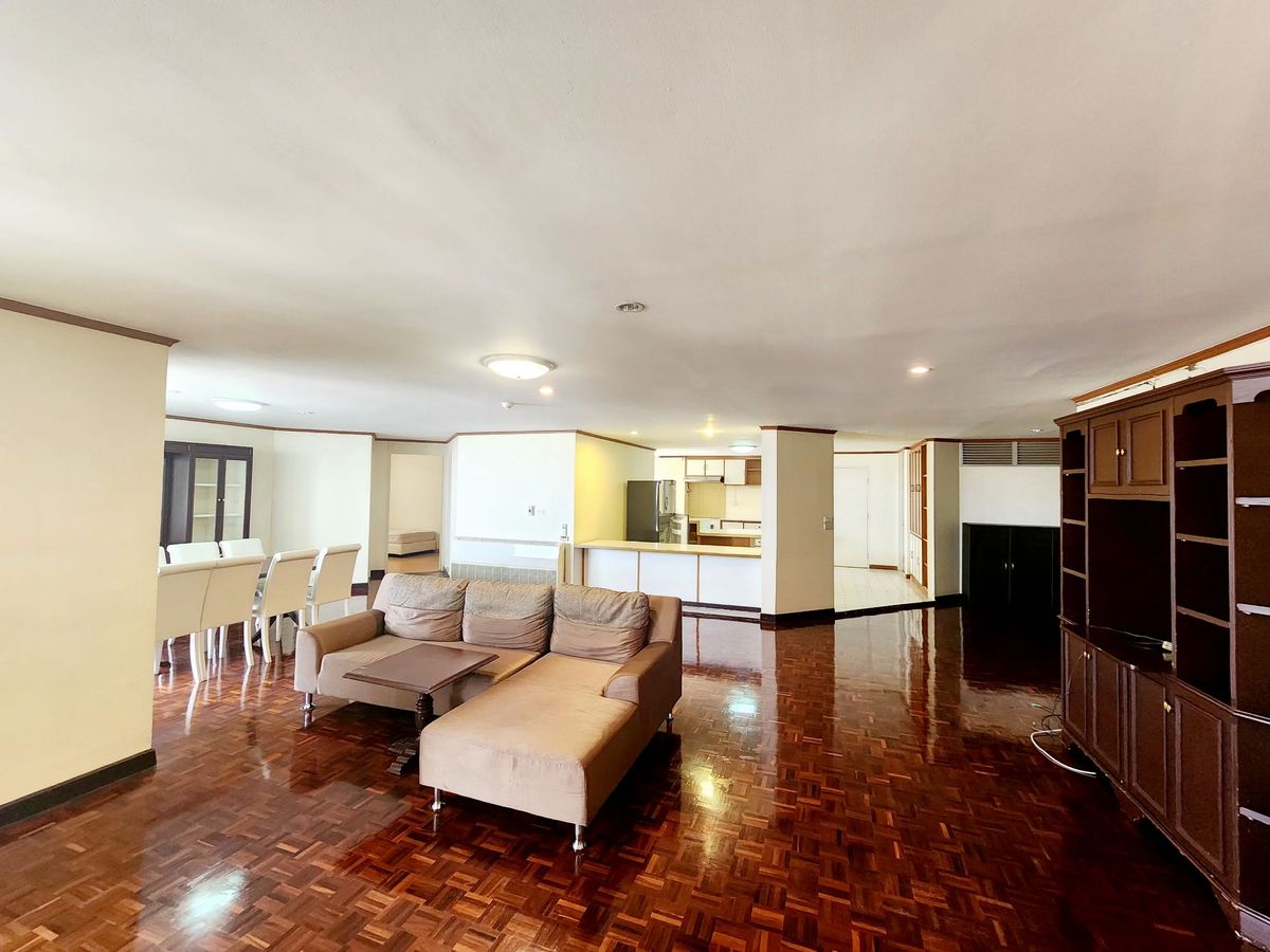 ให้เช่าคอนโดสุขุมวิท อโศก ทองหล่อ : 🔥Best Deal🔥ให้เช่าคอนโด Tai Ping Tower>> สุขุมวิท 63 ใกล้ BTS เอกมัย 252 ตร.ม. 4 ห้องนอน 4 ห้องน้ำ เฟอร์นิเจอร์ครบ 📢 ค่าเช่า 62,000 บาท / เดือน