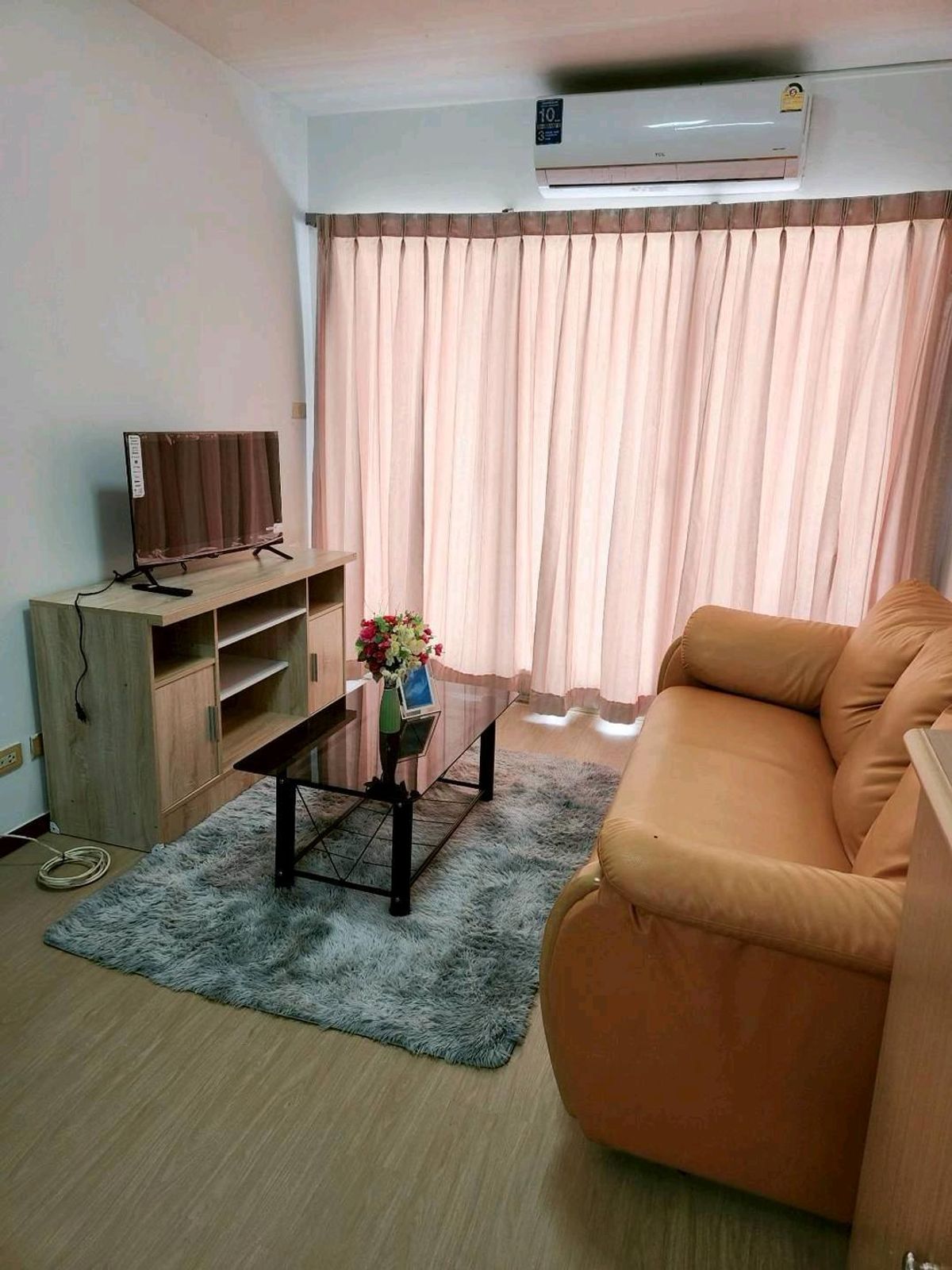 For RentCondoRama3 (Riverside),Satupadit : Rent a full furniture room Can go in 1 bedroom, 1 water, 1 year contract, insurance, 2 months, 1 month in advance