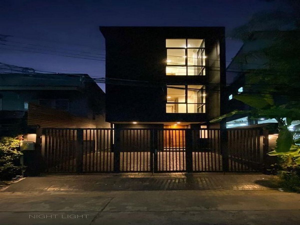 ให้เช่าบ้านรัชดา ห้วยขวาง : ให้เช่าโฮมออฟฟิศ ย่านสุทธิสารวินิจฉัย ซอยอินทามระ45 เขตดินแดง