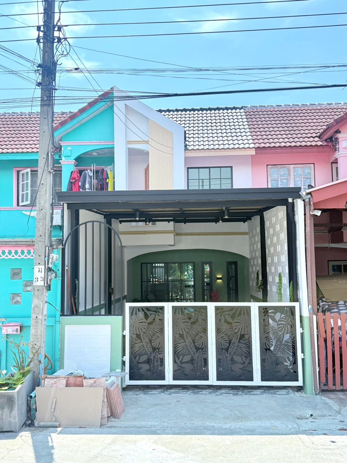 ขายทาวน์โฮมมีนบุรี-ร่มเกล้า : ขายทาวน์เฮ้าส์ 2 ชั้น หมู่บ้านณัฐวรรณ  ซอยสังฆสันติสุข 18 หนองจอก  โรงเรียนเซนต์เทเรซา โรงพยาบาลหนองจอก โลตัสหนองจอก บิ๊กซี แม็คโคร ตลาดหนองจอก