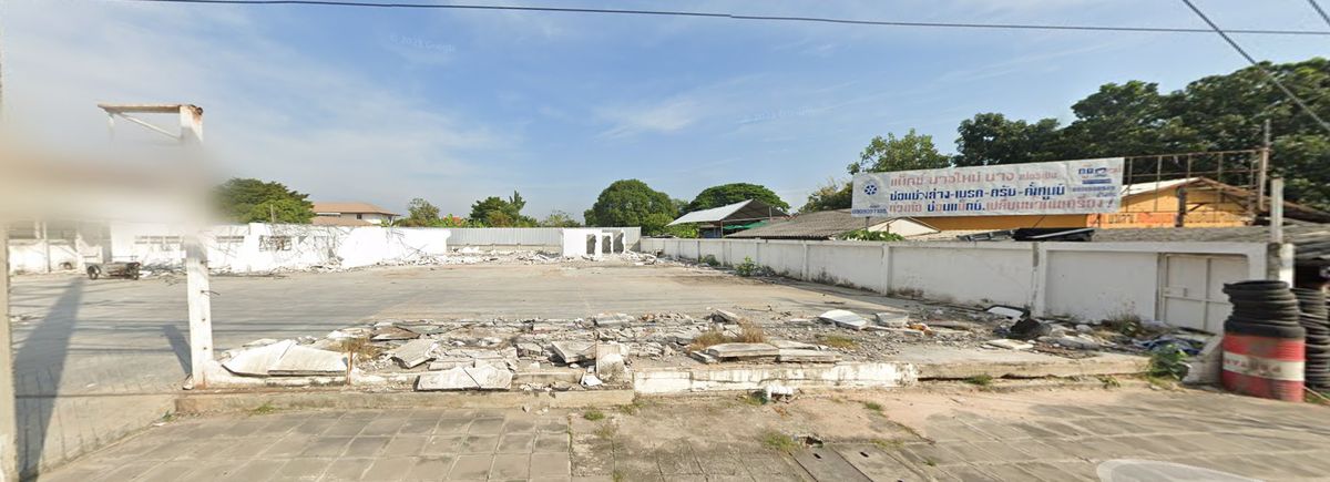 For SaleLandLadkrabang, Suwannaphum Airport : ✈️ High-Potential Land for Sale in Lat Krabang, Near Suvarnabhumi Airport – Ideal for Condo or Commercial Building Development.