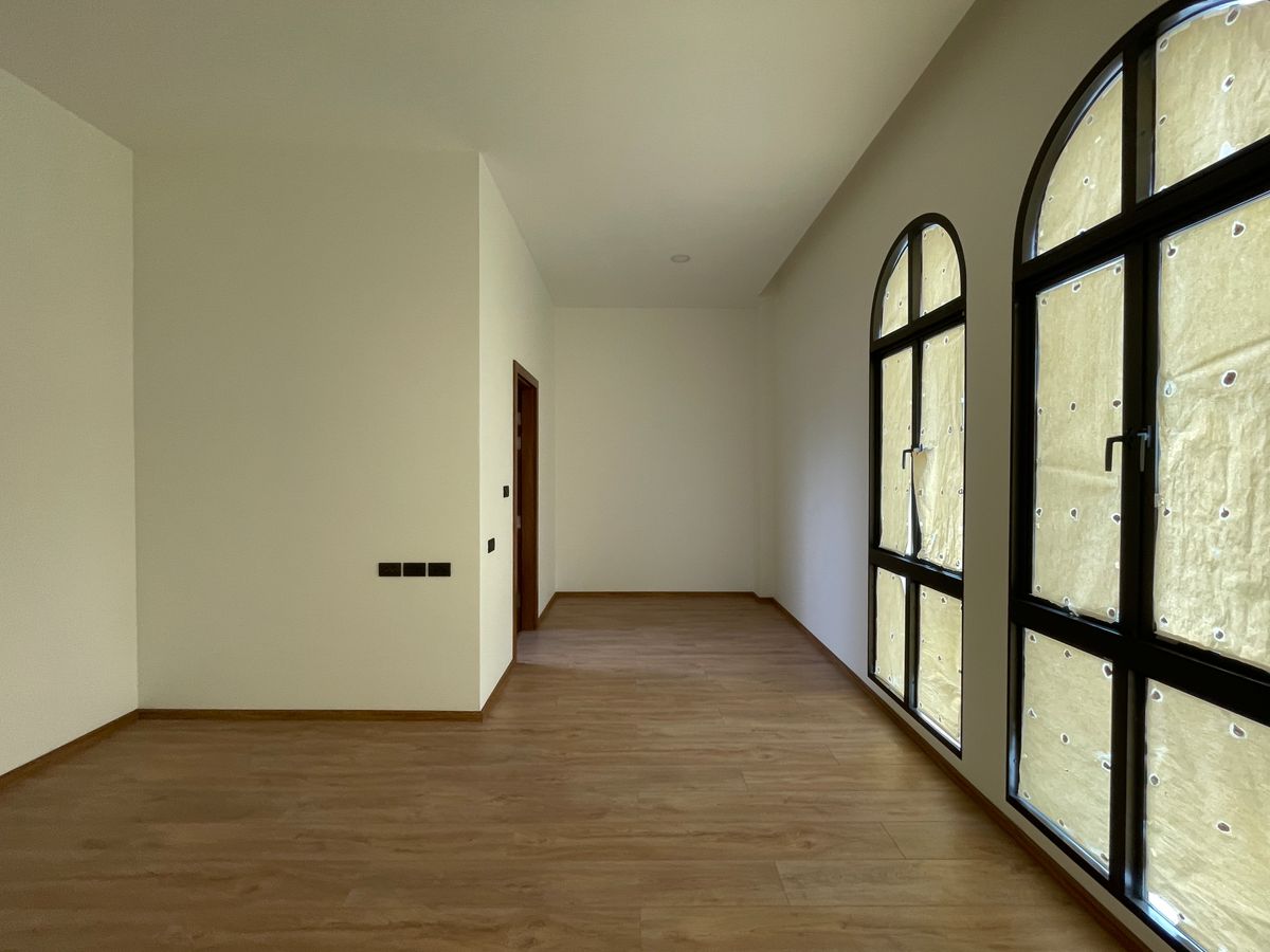 ขายบ้านรามคำแหง หัวหมาก : ขายบ้านเดี่ยวหรู ธารารมณ์ ไพรเวท เรสซิเดนซ์ รามคำแหง 9 บ้านเดี่ยว 3 ชั้น พื้นที่ใช้สอย 416 ตร.ม. ฟังก์ชัน 4 ห้องนอน 5 ห้องน้ำ 3 ที่จอดรถ  บนถนนรามคำแหง ใกล้แยกสุขุมวิท 71 ใกล้รถไฟฟ้าสายสีส้มและ Airport Link สถานีรามคำแหง