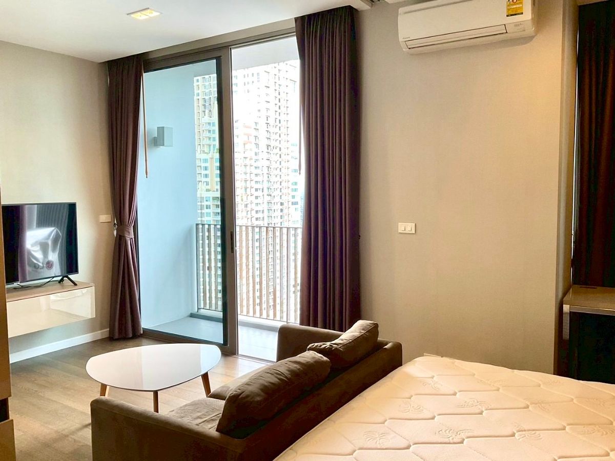For RentCondoSathorn, Narathiwat : [L250502006] For Rent Nara 9 | 1 Bedroom | Size 39 sq.m. | Special Price | Ready to Move In