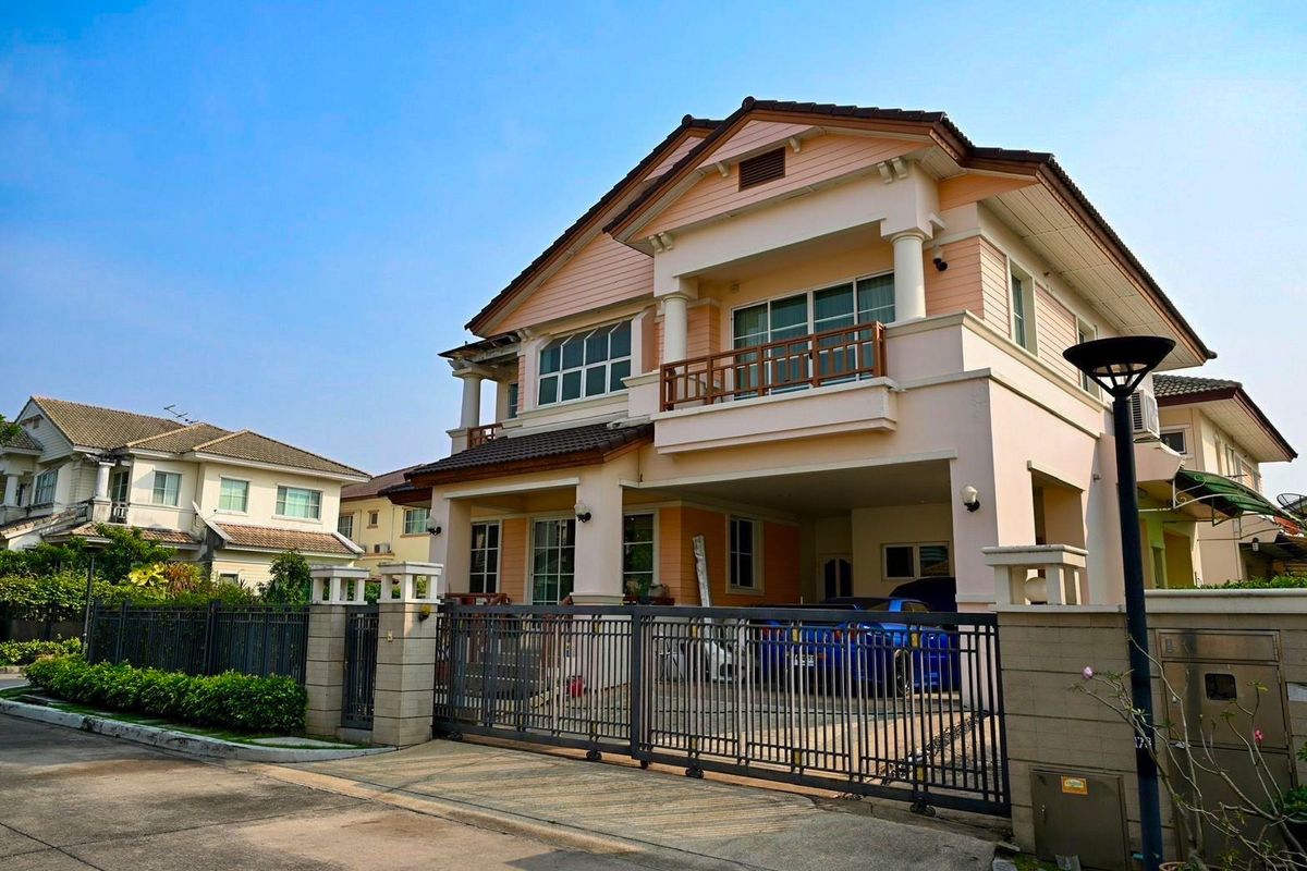 ขายบ้านลาดกระบัง สุวรรณภูมิ : ขายบ้านเดี่ยว 2 ชั้น บ้านนันทวัน สุวรรณภูมิ (Nantawan Suvarnabhumi) NOK-031