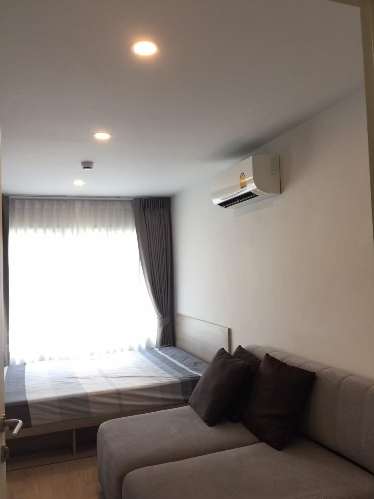 For RentCondoKasetsart, Ratchayothin : 🔥 Rent a very beautiful room, Elio Del Moss Condo, Phahonyothin 34, near BTS Senanikhom, near Kasetsart University, near a lot of food sources 🔥 Studio 1 bathroom 25 sq.m. Building B 5 ✨ Price 10,000/month ✨ Complete electrical appliances There is a washi