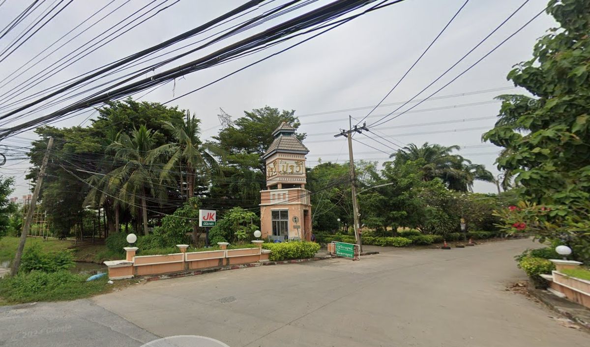 ขายที่ดินแจ้งวัฒนะ เมืองทอง : ขายที่ดินถมแล้ว 100 วา  ในโครงการบ้านปฐวีร์ ทำเลดี เลียบคลองประปา ใกล้ศูนย์ราชการแจ้งวัฒนะ 