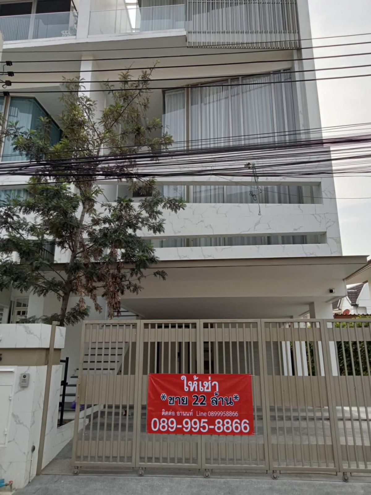 ทาวน์โฮมลาดพร้าว เซ็นทรัลลาดพร้าว : ● Luxury Townhome ● ทาวน์โฮม 4 ชั้น 3 ห้องนอน | 53.80 ตร.ว. 400.00 ตร.ม. | ใกล้ MRT ลาดพร้าว 6 นาที, เซ็นทรัล ลาดพร้าว 11 นาที