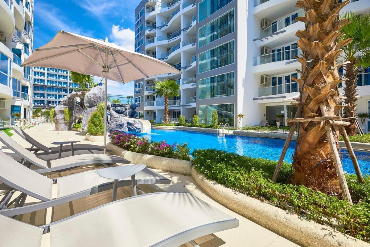 For RentCondoPattaya, Bangsaen, Chonburi : Grand Avenue I  2BR POOL View I MonthStay Z