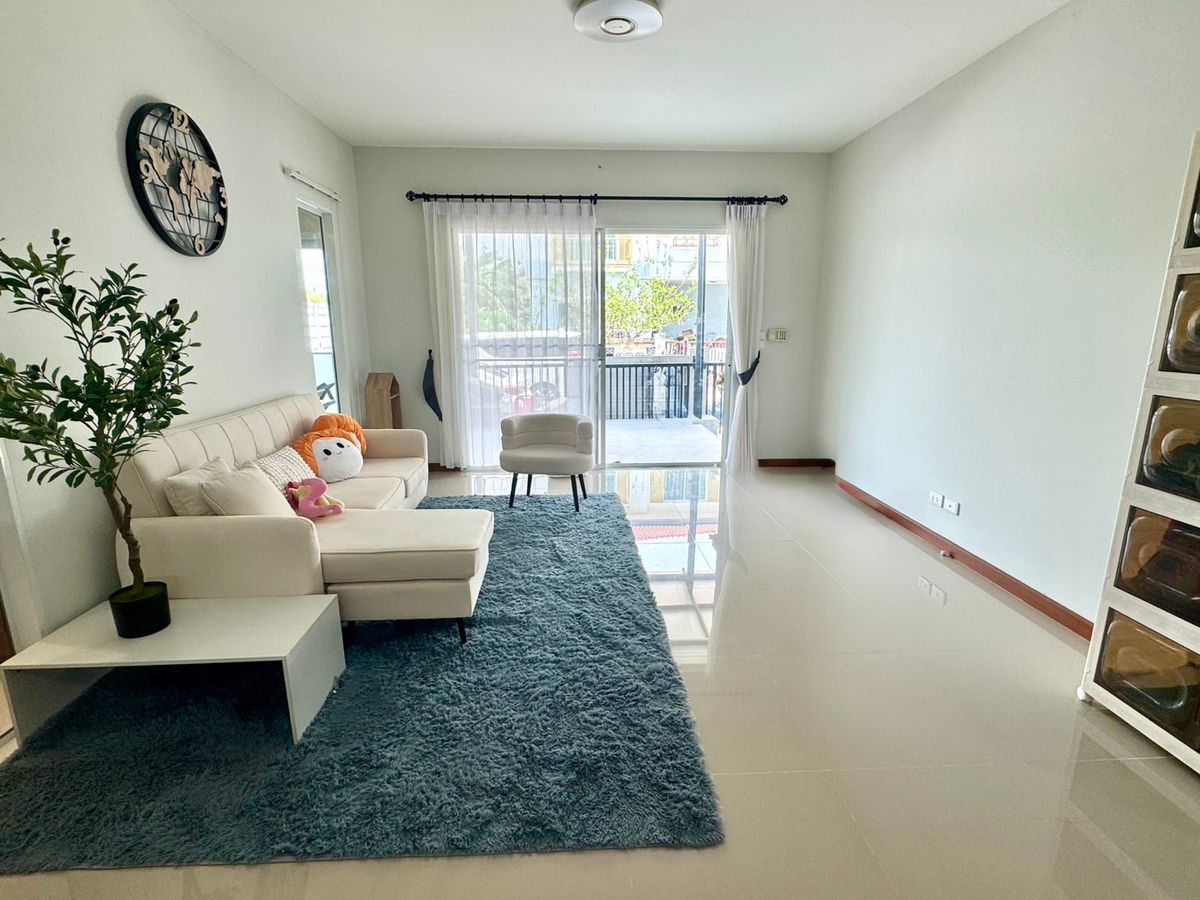 ขายบ้านบางนา แบริ่ง ลาซาล : ขายด่วนบ้านหลังมุม คาซ่า วิลล์ บางนา-เทพารักษ์ เพียง 4.49 ลบ. ต่อเติมพร้อมอยู่ ติดถนนใหญ่ ทำเลดี เดินทางสะดวก