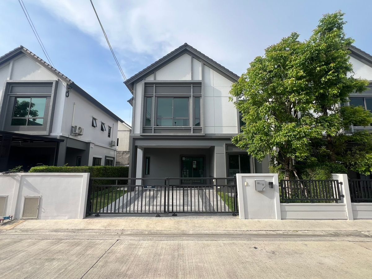 ขายบ้านสมุทรปราการ สำโรง : ทำเลศักยภาพ ใกล้เมือง ใกล้สนามบิน ขายบ้านแฝด แกรนด์ บริทาเนีย บางนา-สุวรรณภูมิ แถมแอร์ให้ทั้งหลัง