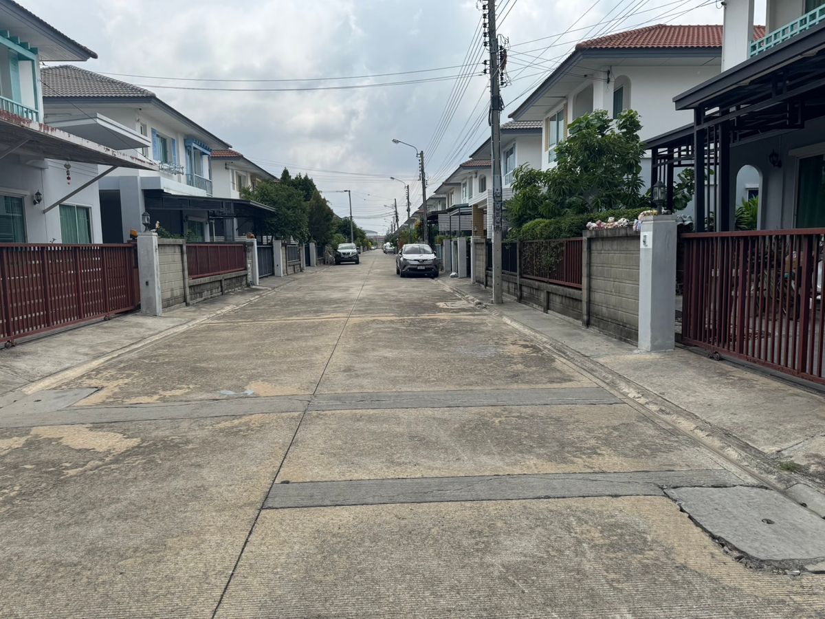 ขายบ้านบางนา แบริ่ง ลาซาล : ขายด่วนบ้านหลังมุม คาซ่า วิลล์ บางนา-เทพารักษ์ เพียง 4.49 ลบ. ต่อเติมพร้อมอยู่ ติดถนนใหญ่ ทำเลดี เดินทางสะดวก