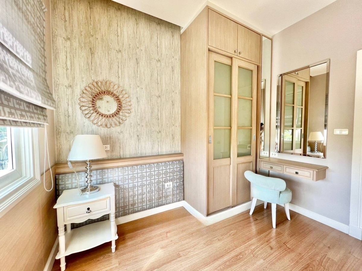 ขายทาวน์โฮมมีนบุรี-ร่มเกล้า : ขายทาวน์โฮม หลังมุม พร้อมผู้เช่า📍  ได้ผลตอบแทนทันที 7%++ ขายพร้อมผู้เช่า 📍 ❇️  ขายต่ำกว่าราคาประเมินได้กำไร 2 ต่อ  ทาวน์โฮม โกลเด้น ทาวน์ รามคำแหง วงแหวน