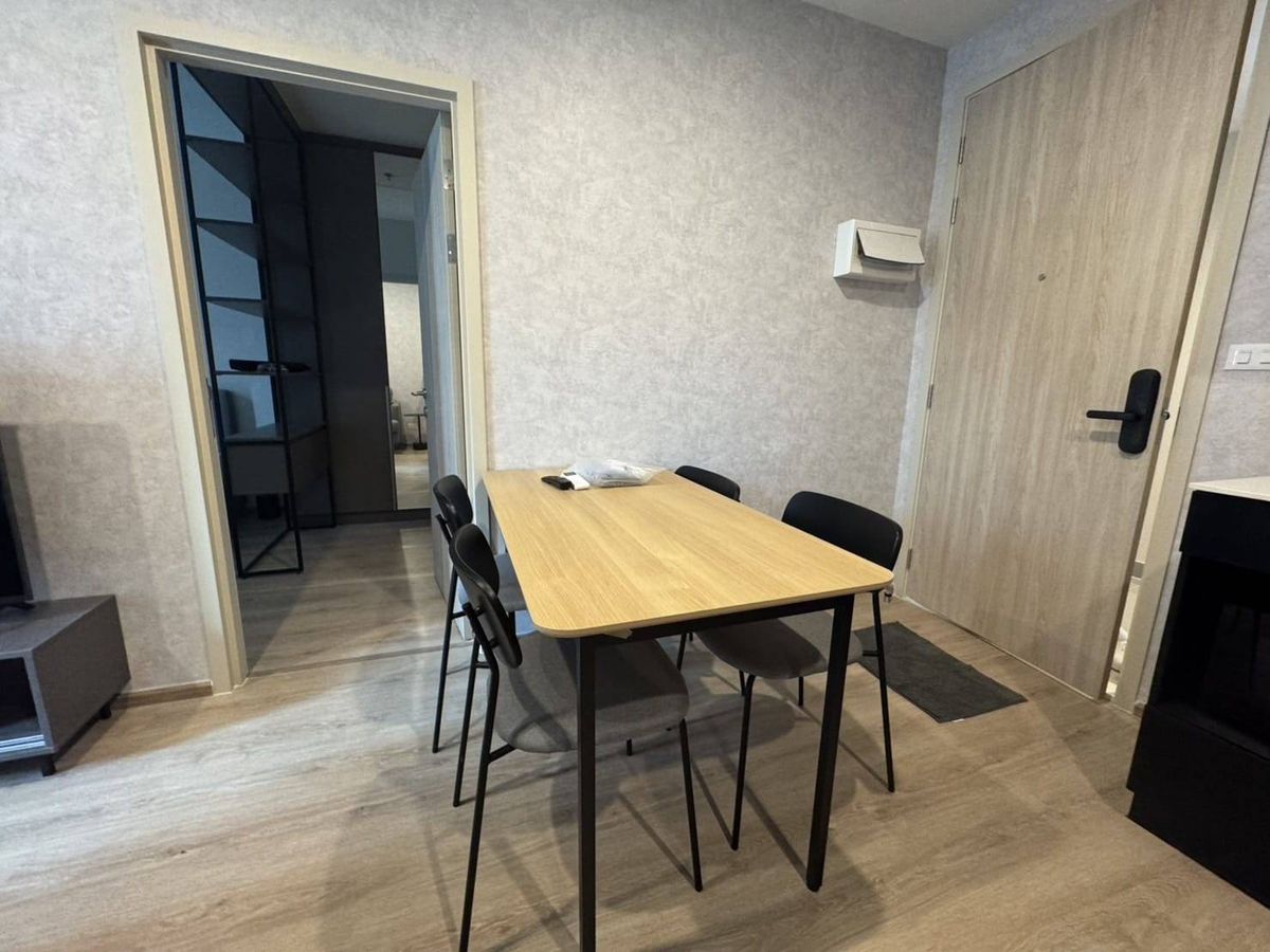 🏙️ For rent/sale Nue District R9 Condo near MRT Rama 9 and Central Rama 9, just a few steps away! Loading...