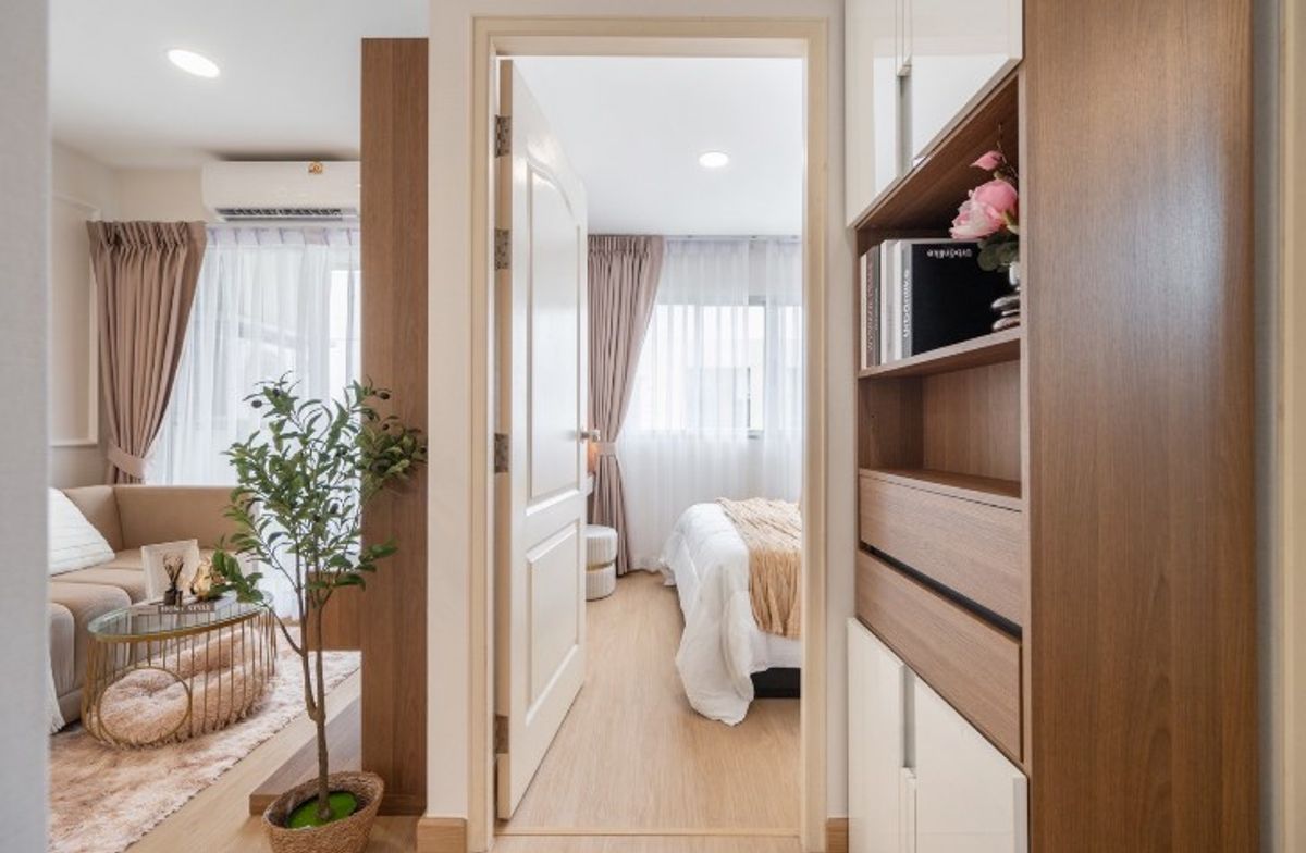 ขายคอนโดเสรีไทย-นิด้า :  ขายคอนโด ลุมพินี คอนโดทาวน์ นิด้า-เสรีไทย (ตึก A2, ชั้น 8) ขนาด 25.32 ตร.ม. ราคาเพียง 1.39 ล้านเท่านั้น ใกล้เดอะมอลล์บางกะปิ ใกล้โลตัสบางกะปิ ใกล้โรงพยาบาลเวชธานี ใกล้วัดศรีบุญเรือง ใกล้ท่าเรือคลองแสนแสบ