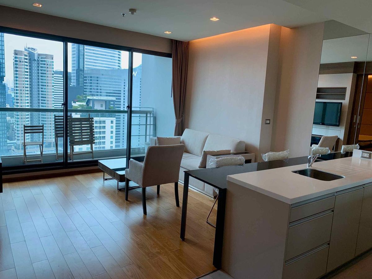 For RentCondoSathorn, Narathiwat : For Rent: The Address Sathorn – Special Rate Only 30,000 Baht/Month!