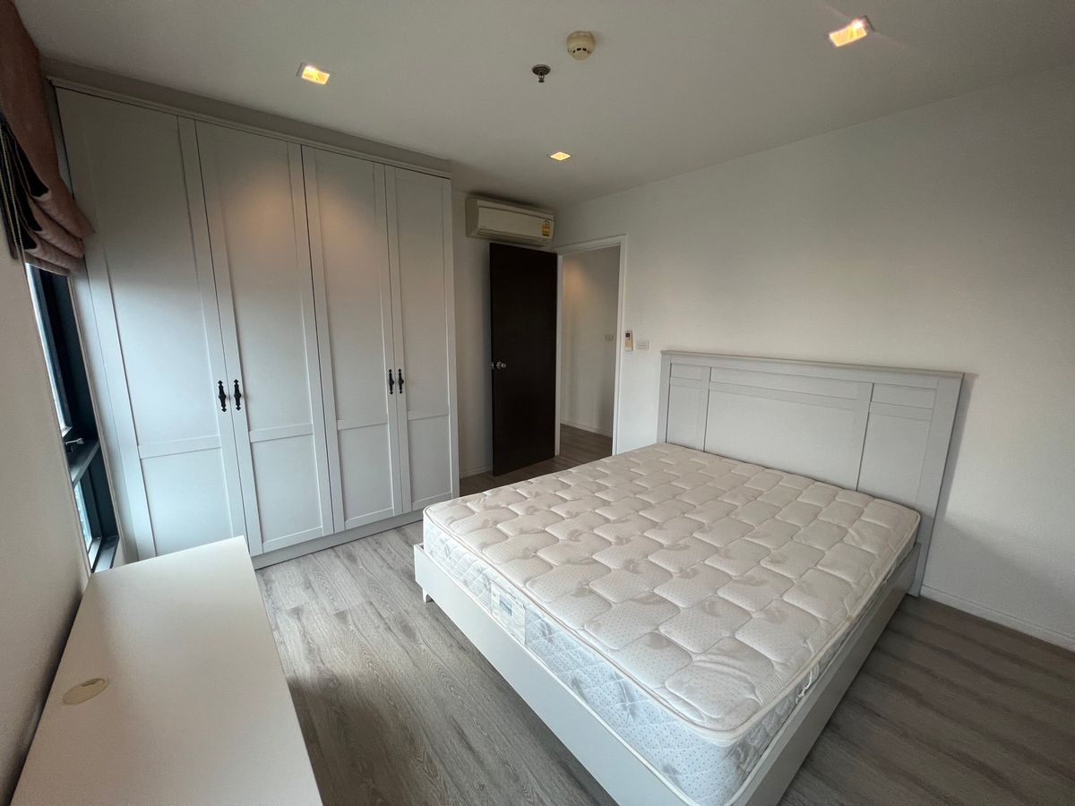 For RentCondoBangna, Bearing, Lasalle : F11230462 Condo for rent, Night Bridge 6 (Sukhumvit 107) Knightsbridge Bearing 6, size 51 sq. M. 19, corner room