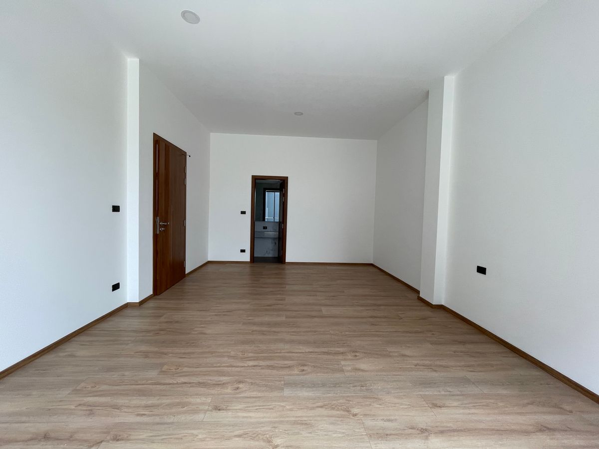 ขายบ้านรามคำแหง หัวหมาก : ขายบ้านเดี่ยวหรู ธารารมณ์ ไพรเวท เรสซิเดนซ์ รามคำแหง 9 บ้านเดี่ยว 3 ชั้น พื้นที่ใช้สอย 416 ตร.ม. ฟังก์ชัน 4 ห้องนอน 5 ห้องน้ำ 3 ที่จอดรถ  บนถนนรามคำแหง ใกล้แยกสุขุมวิท 71 ใกล้รถไฟฟ้าสายสีส้มและ Airport Link สถานีรามคำแหง