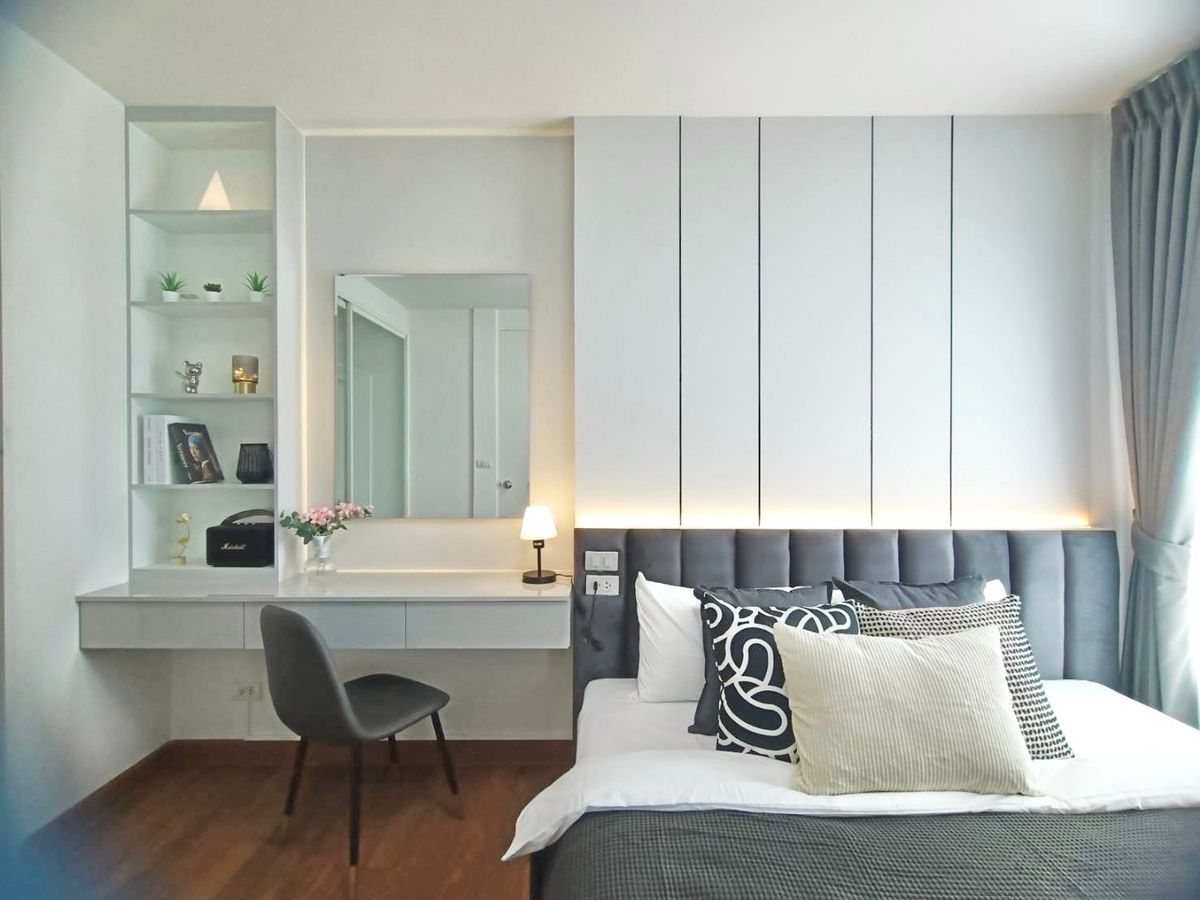 ขายคอนโดท่าพระ ตลาดพลู วุฒากาศ : ห้อง renovate ตกเเต่งใหม่ style modern
